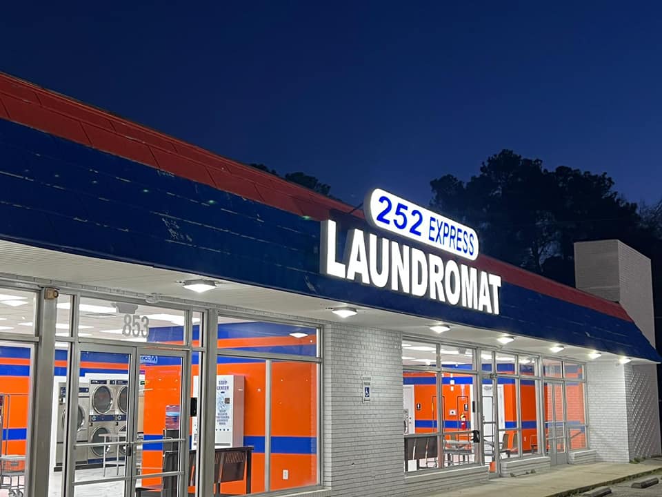 Laundromat Laundry Services Near Me Rocky Mount North Carolina (17)